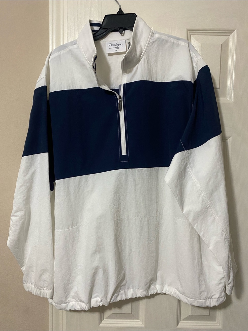 Men’s Walter Hagen Navy & White Half-Zip Pullover, Classic Gold-Inspired Jacket
